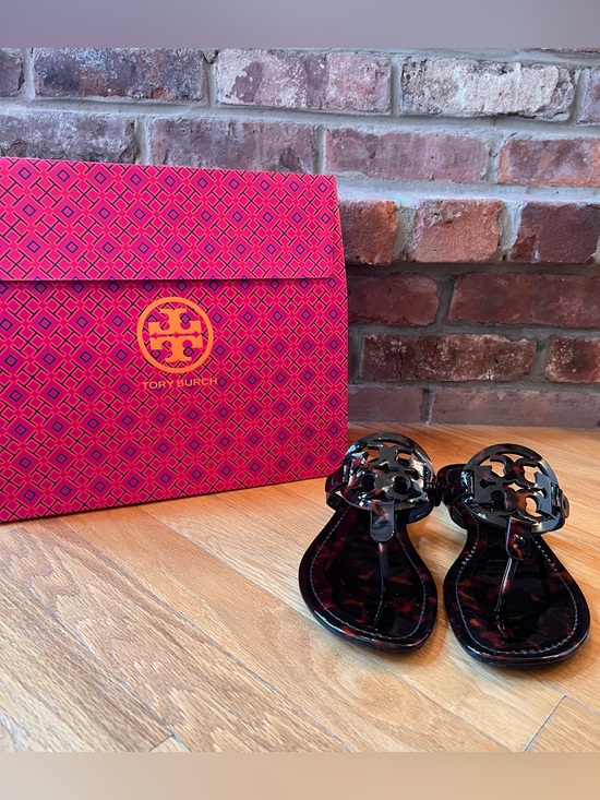 Tory Burch Shoes - Tory Burch Black & Brown Tortoise Shell Printed Patent Leather Miller